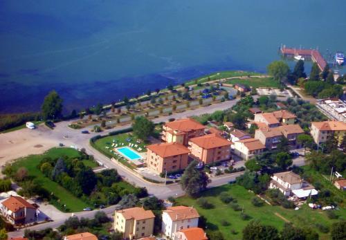 Hotel Ali Sul Lago San Feliciano Exterior foto